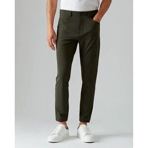 RHONE BNWOT "Commuter" pants classic 32 NEW straight leg